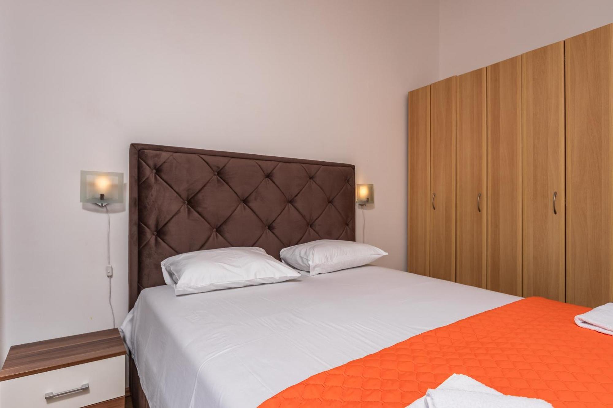 Apartments Raymond Sveti Stefan Szoba fotó